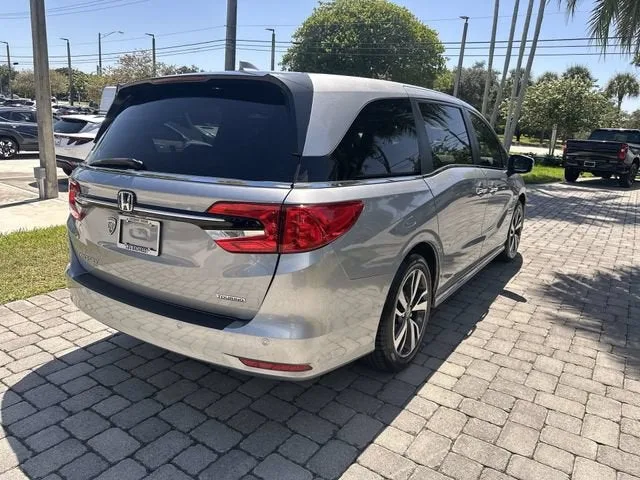 2023 Honda Odyssey Touring photo 36