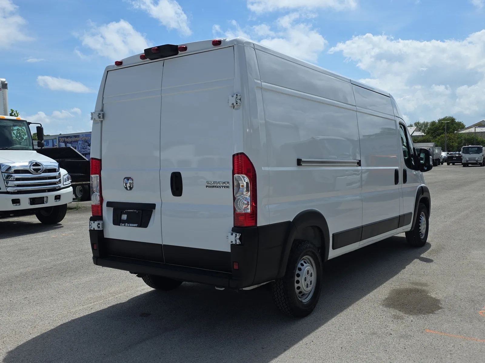 2025 RAM ProMaster Cargo Van Tradesman photo 7