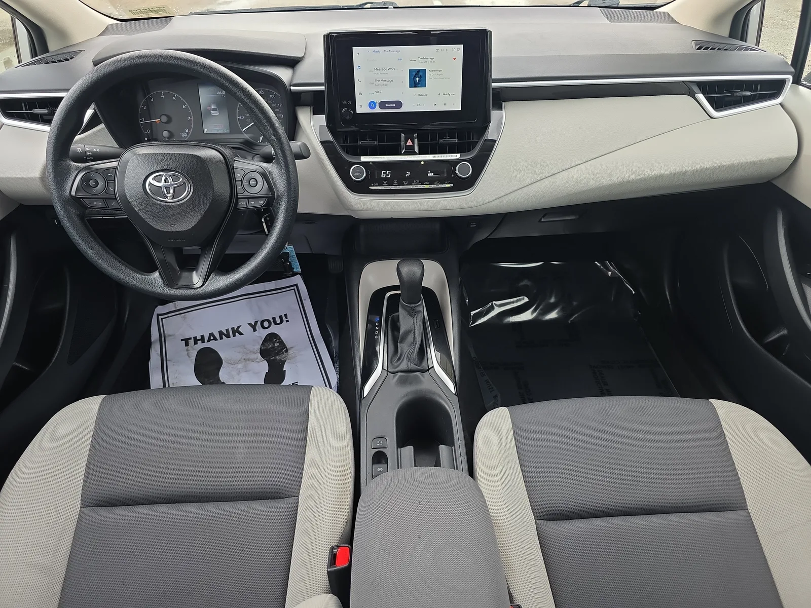 2024 Toyota Corolla LE photo 18
