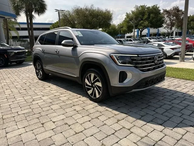 2024 Volkswagen Atlas 2.0T SEL photo 16