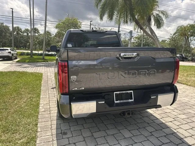 2025 Toyota Tundra 4WD Limited photo 35