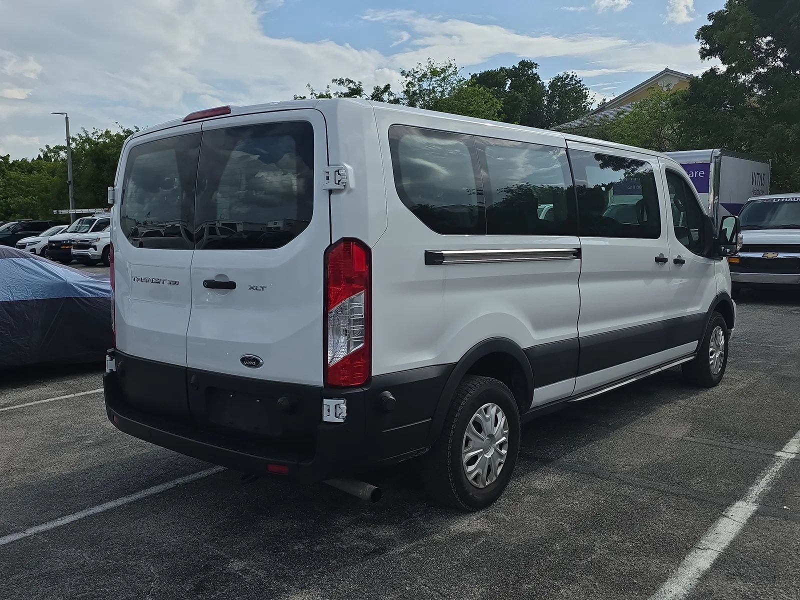 2024 Ford Transit Passenger Wagon XL photo 7