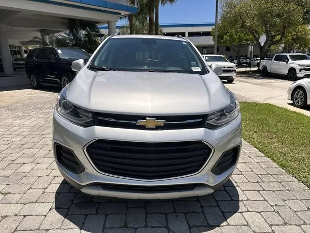 2022 Chevrolet Trax LT photo 19
