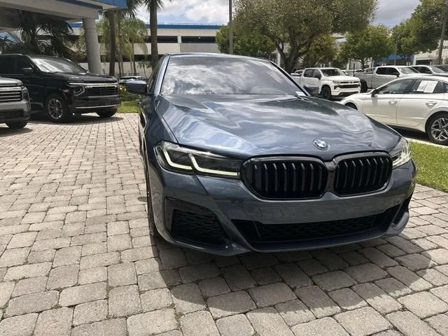 2023 BMW 5 Series 530i photo 18