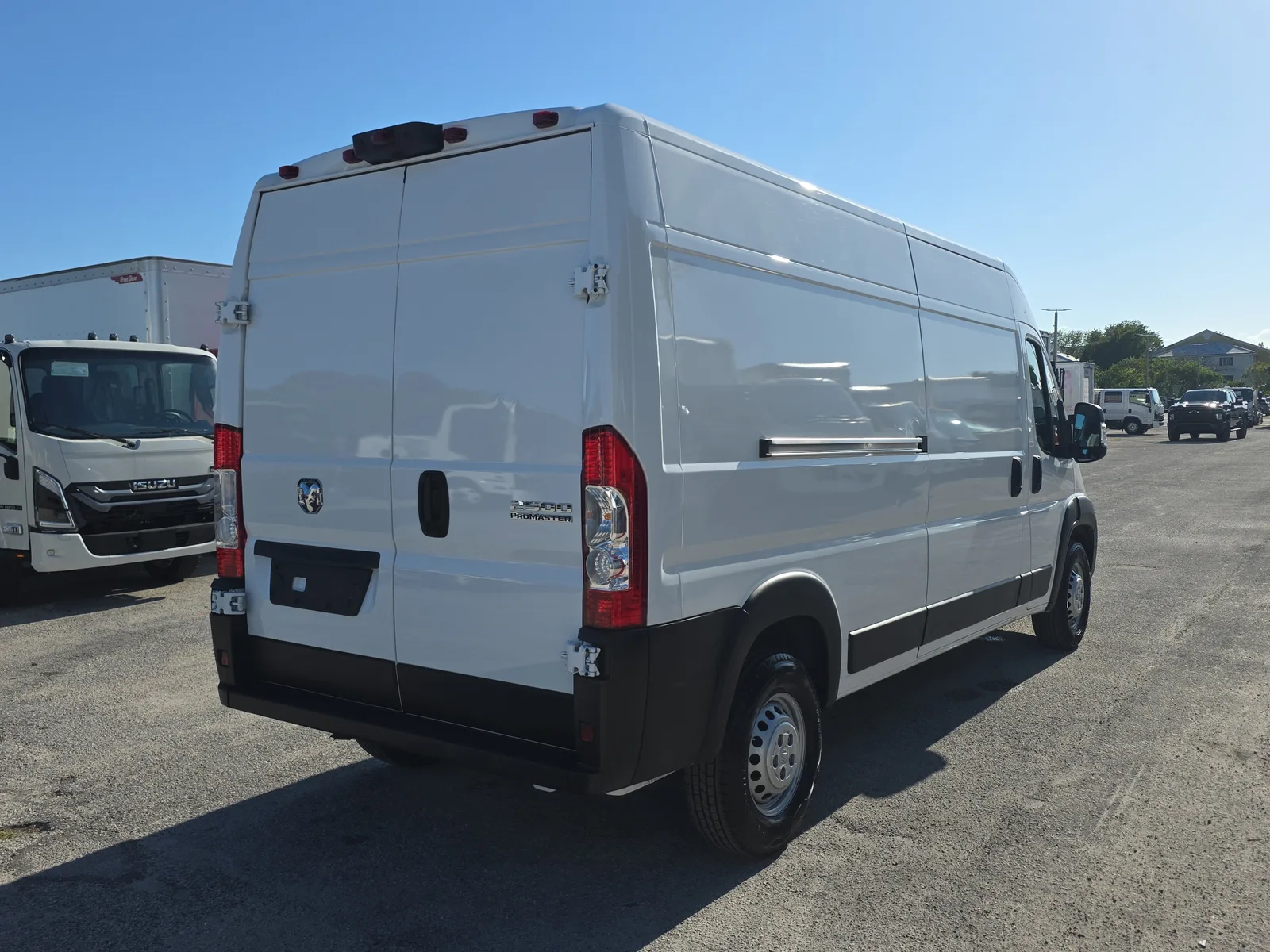 2025 RAM ProMaster Cargo Van Tradesman photo 7