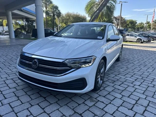 2024 Volkswagen Jetta SE photo 21