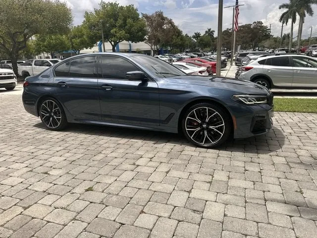 2023 BMW 5 Series 530i photo 15