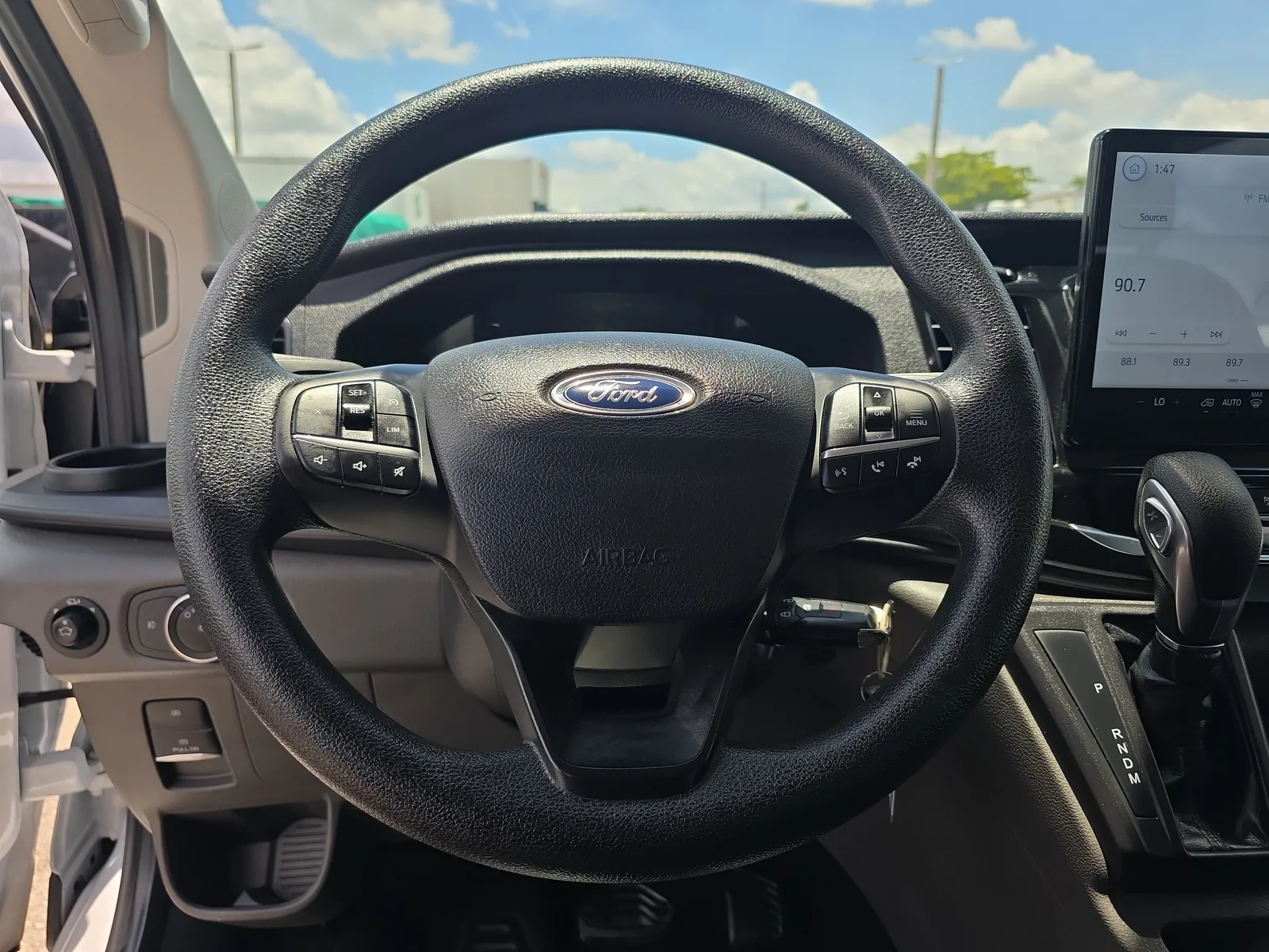 2024 Ford Transit Passenger Wagon XL photo 27