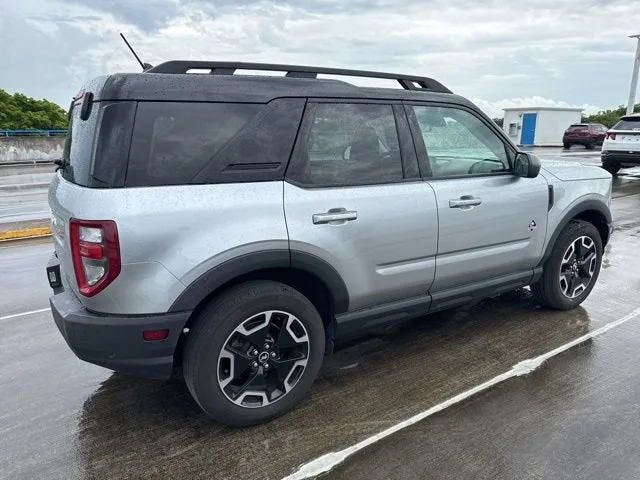 2023 Ford Bronco Sport Outer Banks photo 13