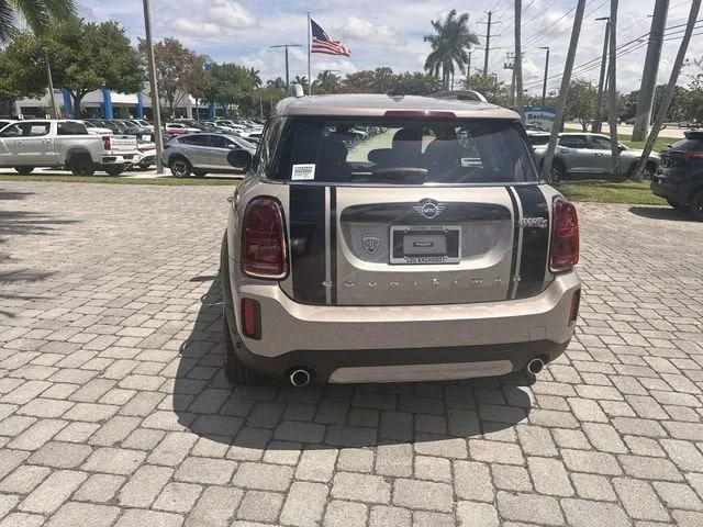 2024 MINI Countryman Cooper S photo 37