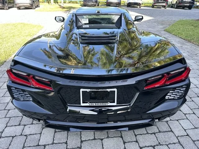 2023 Chevrolet Corvette Stingray 2LT photo 37