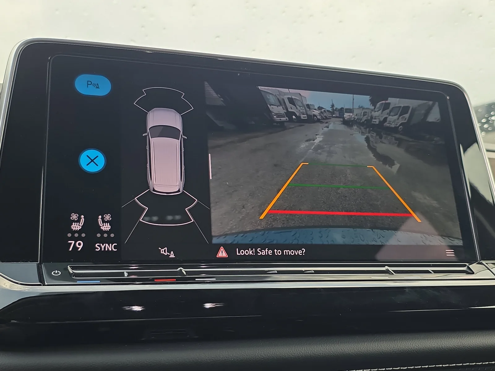 2024 Volkswagen Atlas 2.0T SE w/Technology photo 31