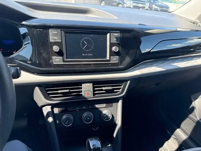 2022 Volkswagen Taos S photo 7