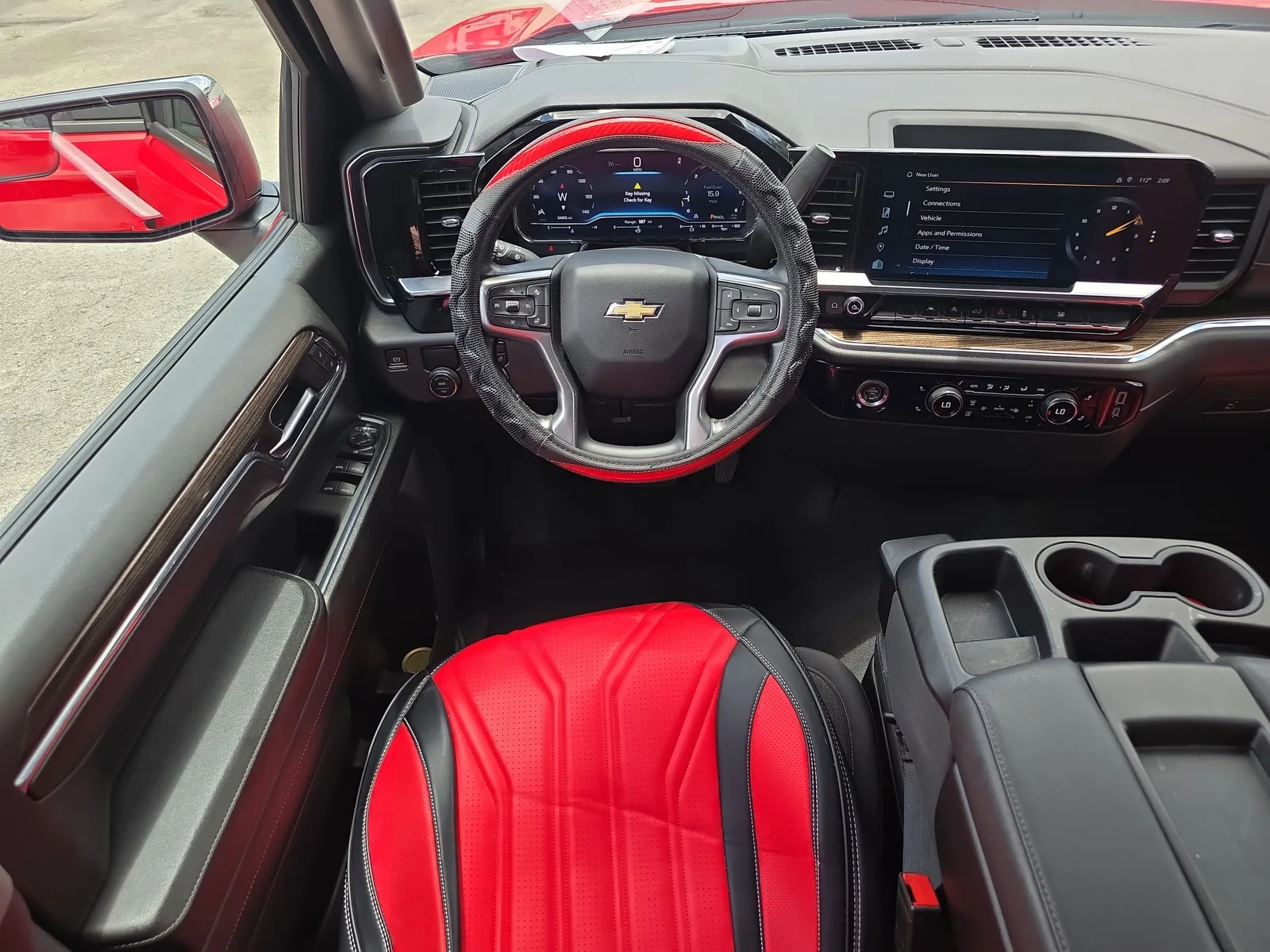 2024 Chevrolet Silverado 1500 LT photo 19