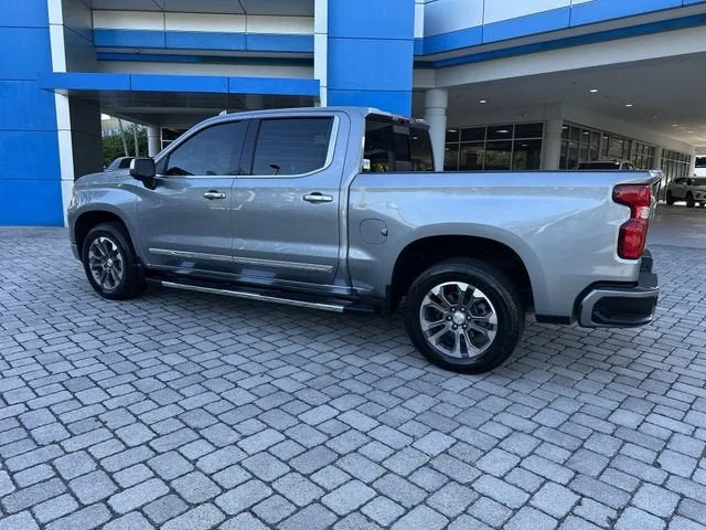 2024 Chevrolet Silverado 1500 High Country photo 32