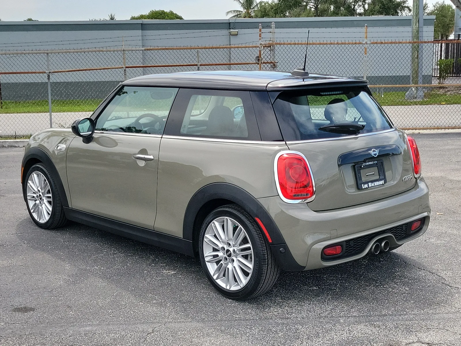 2019 MINI Hardtop 2 Door Cooper S photo 5