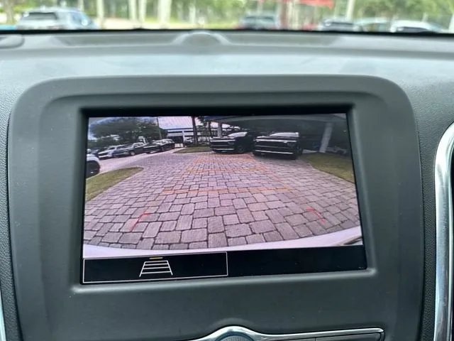 2023 Chevrolet Equinox LT photo 24