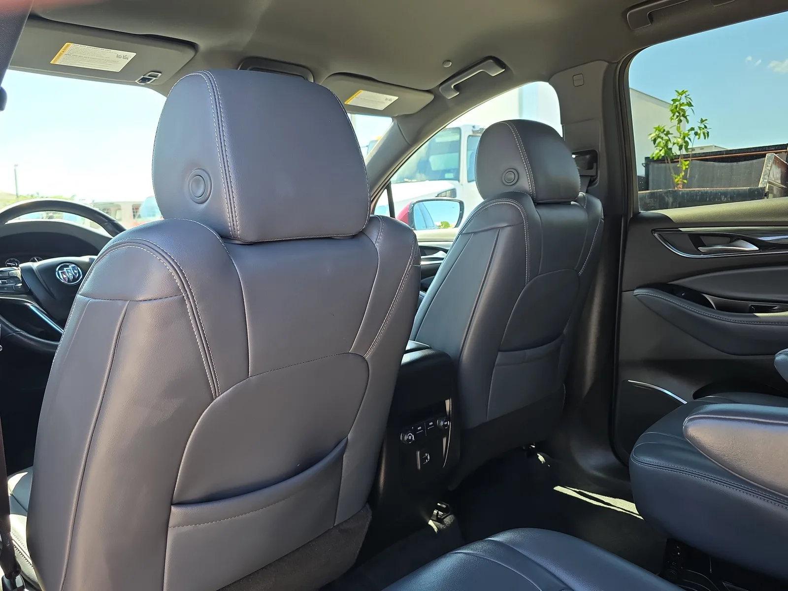 2024 Buick Enclave Essence photo 11