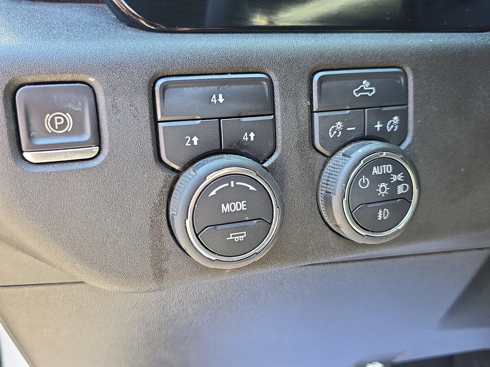 2025 Chevrolet Silverado 2500 HD LT photo 27