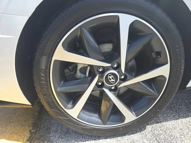 2023 Hyundai Sonata SEL Plus photo 19
