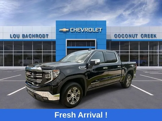 2026 GMC Sierra 1500 SLT photo 4