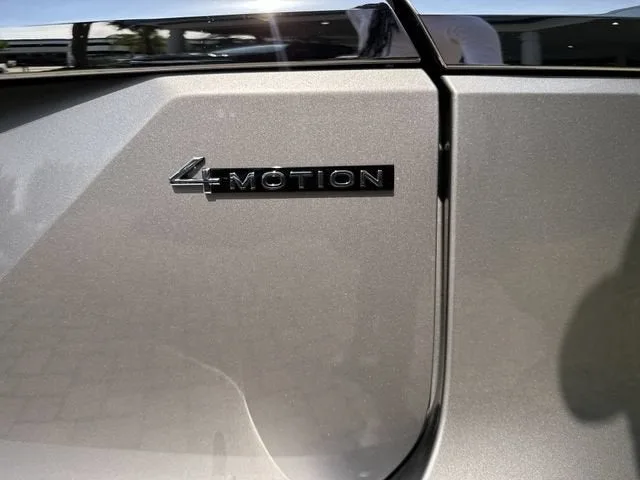 2024 Volkswagen Atlas 2.0T SEL photo 39