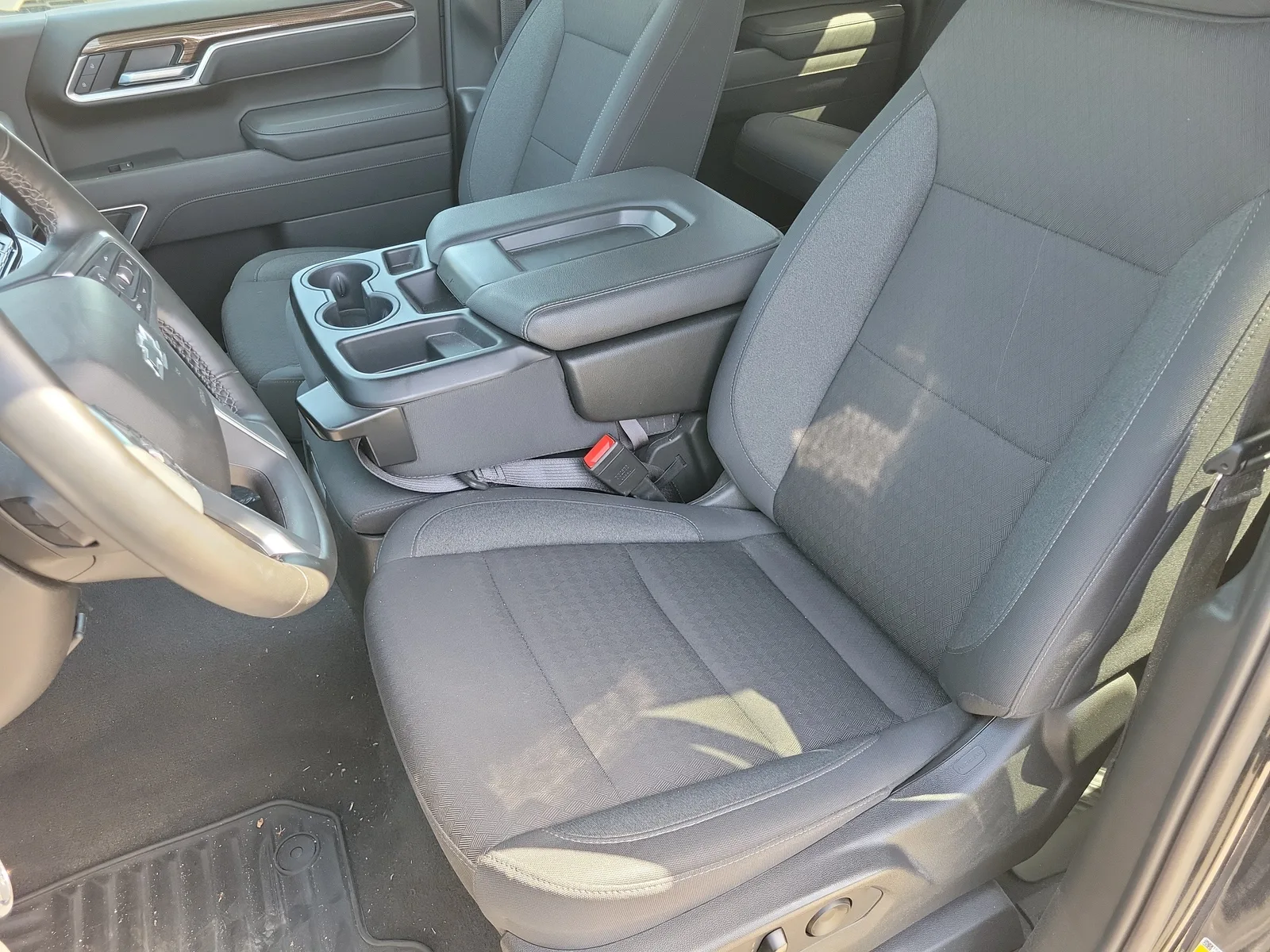 2026 Chevrolet Silverado 1500 RST photo 17