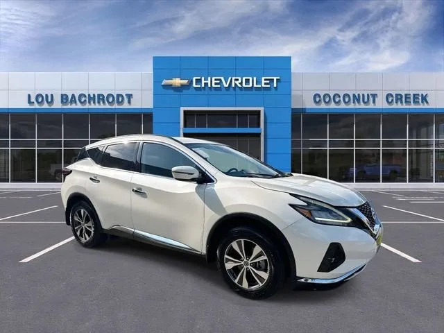 2022 Nissan Murano SV photo 2