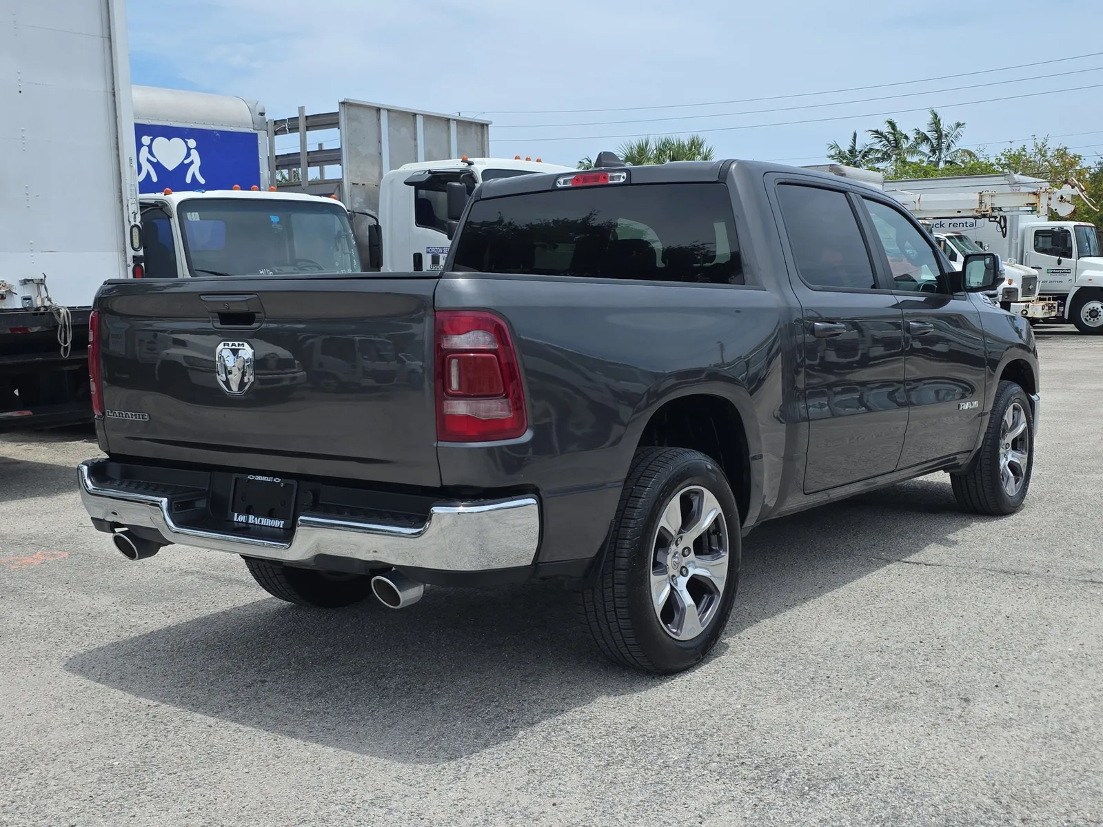 2024 RAM 1500 Laramie photo 7