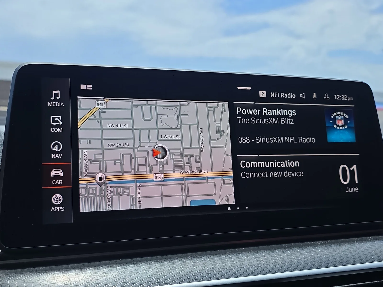 2023 BMW 5 Series 530i photo 29