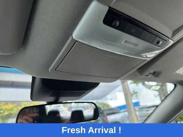 2024 Nissan Sentra SV photo 10