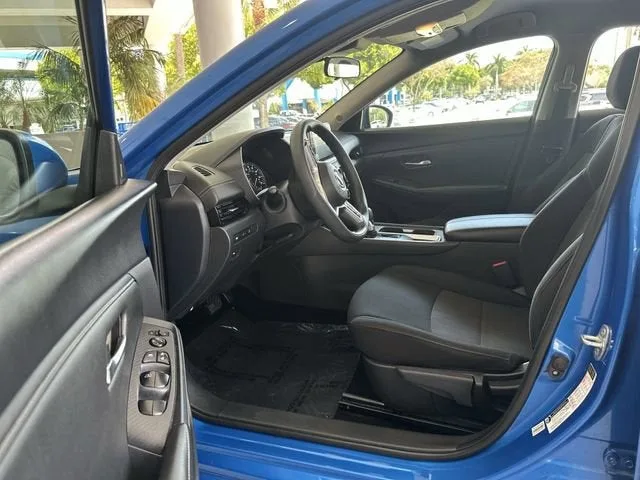 2024 Nissan Sentra SV photo 22