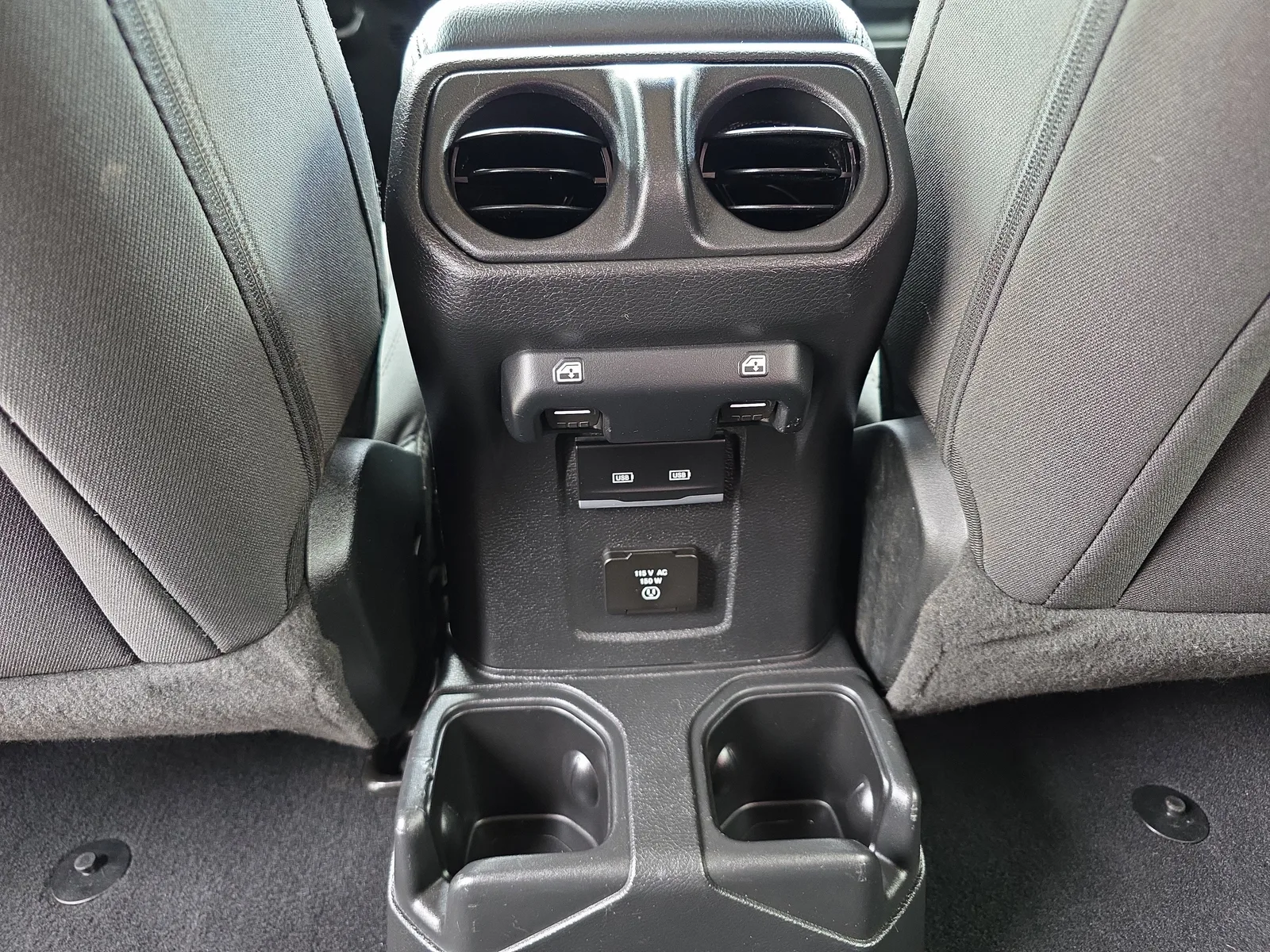 2023 Jeep Wrangler Sport S photo 17