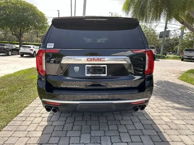 2023 GMC Yukon XL Denali photo 35