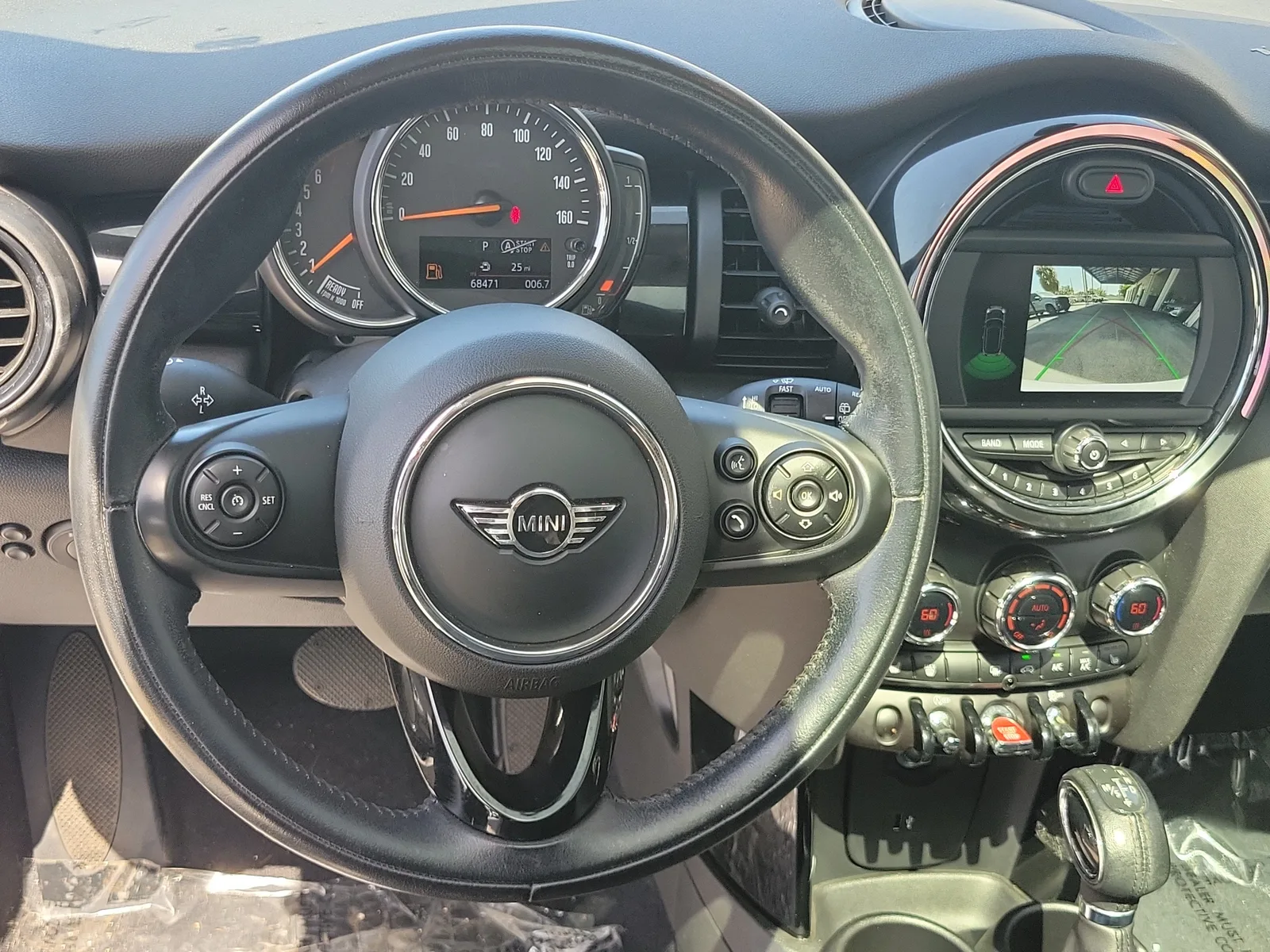 2019 MINI Hardtop 2 Door Cooper photo 15