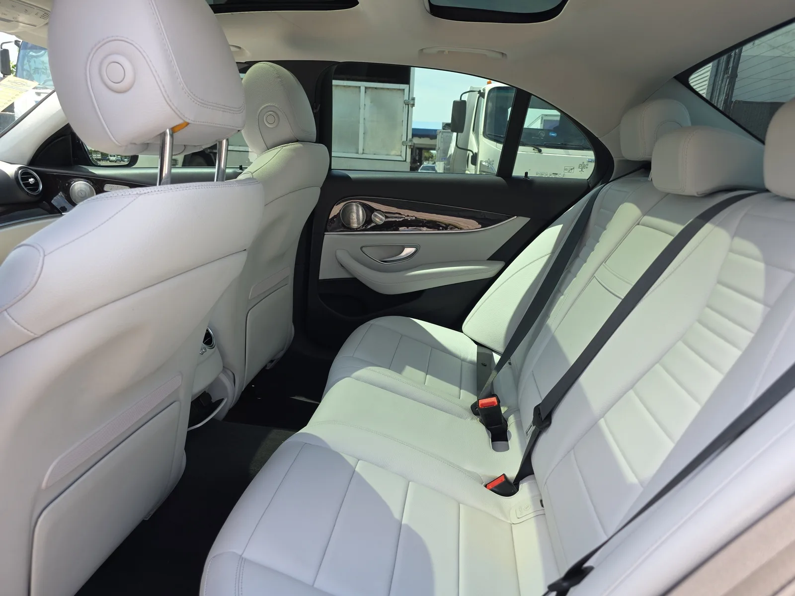 2023 Mercedes-Benz E-Class E 450 photo 16