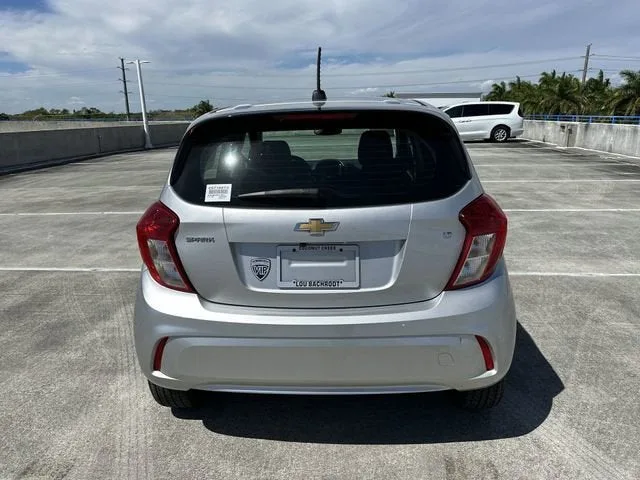 2021 Chevrolet Spark 1LT Automatic photo 29