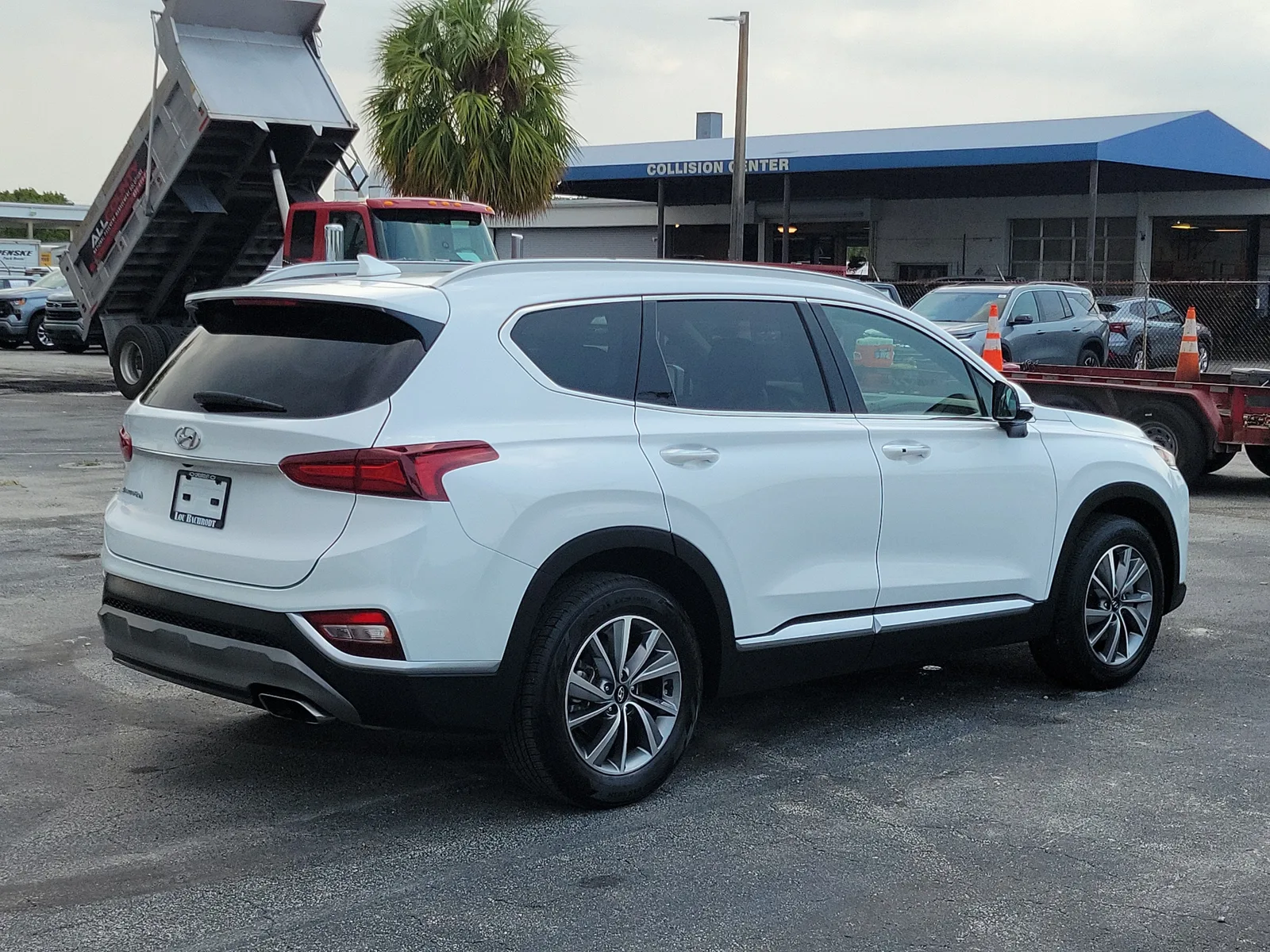 2019 Hyundai Santa Fe Ultimate photo 3