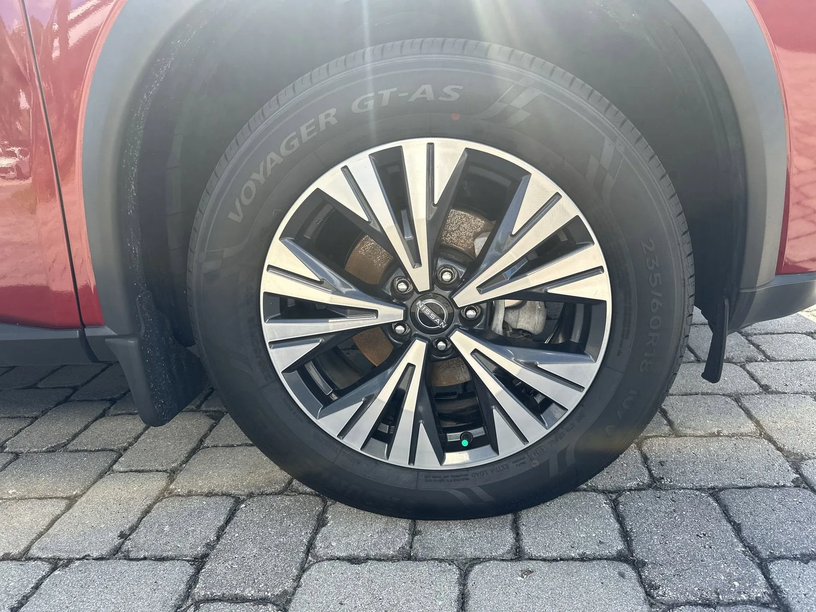 2023 Nissan Rogue SV photo 11