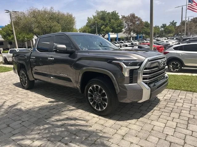 2025 Toyota Tundra 4WD Limited photo 16