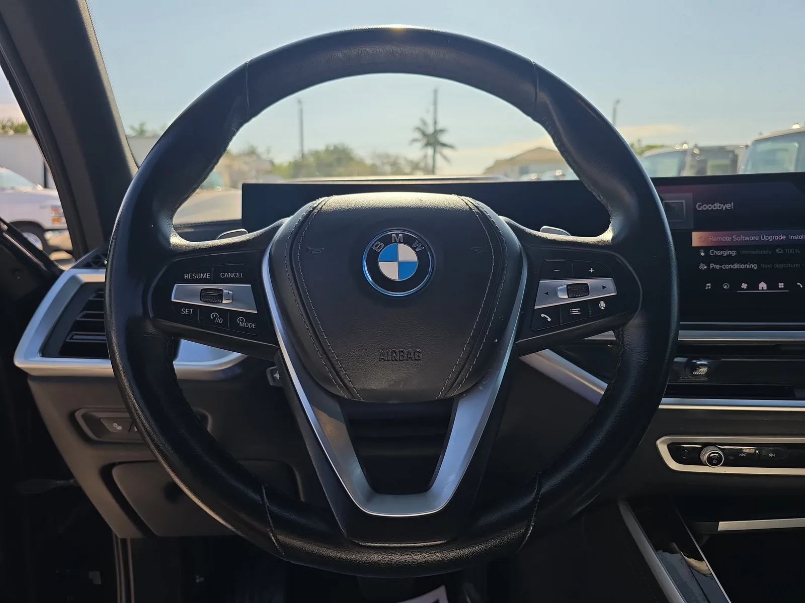 2025 BMW X5 xDrive50e photo 26