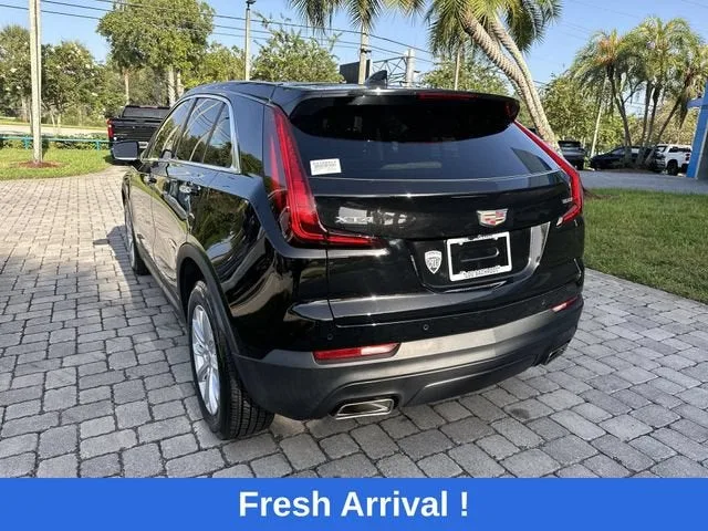 2023 Cadillac XT4 FWD Luxury photo 34