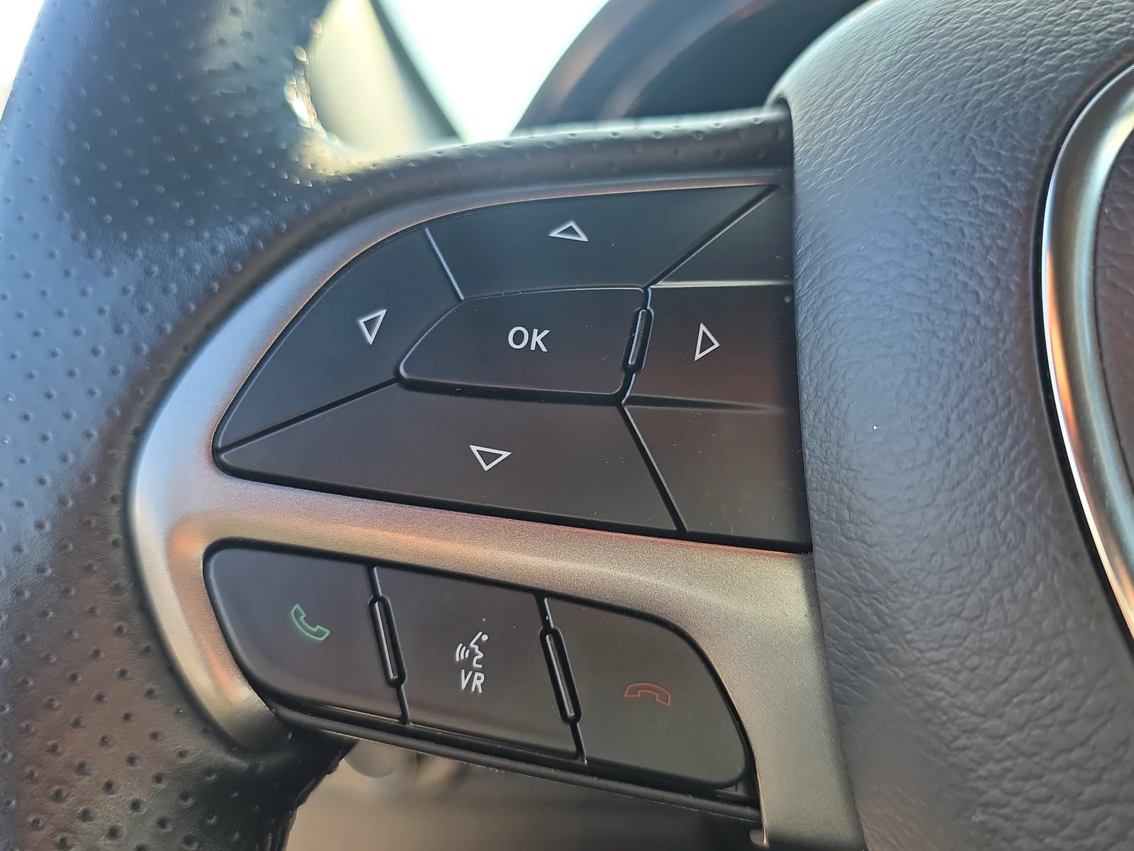 2023 Dodge Durango SXT photo 27