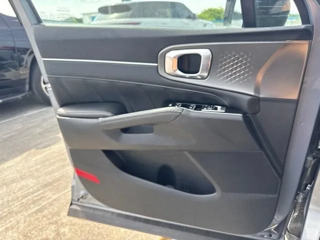 2023 Kia Sorento SX photo 14