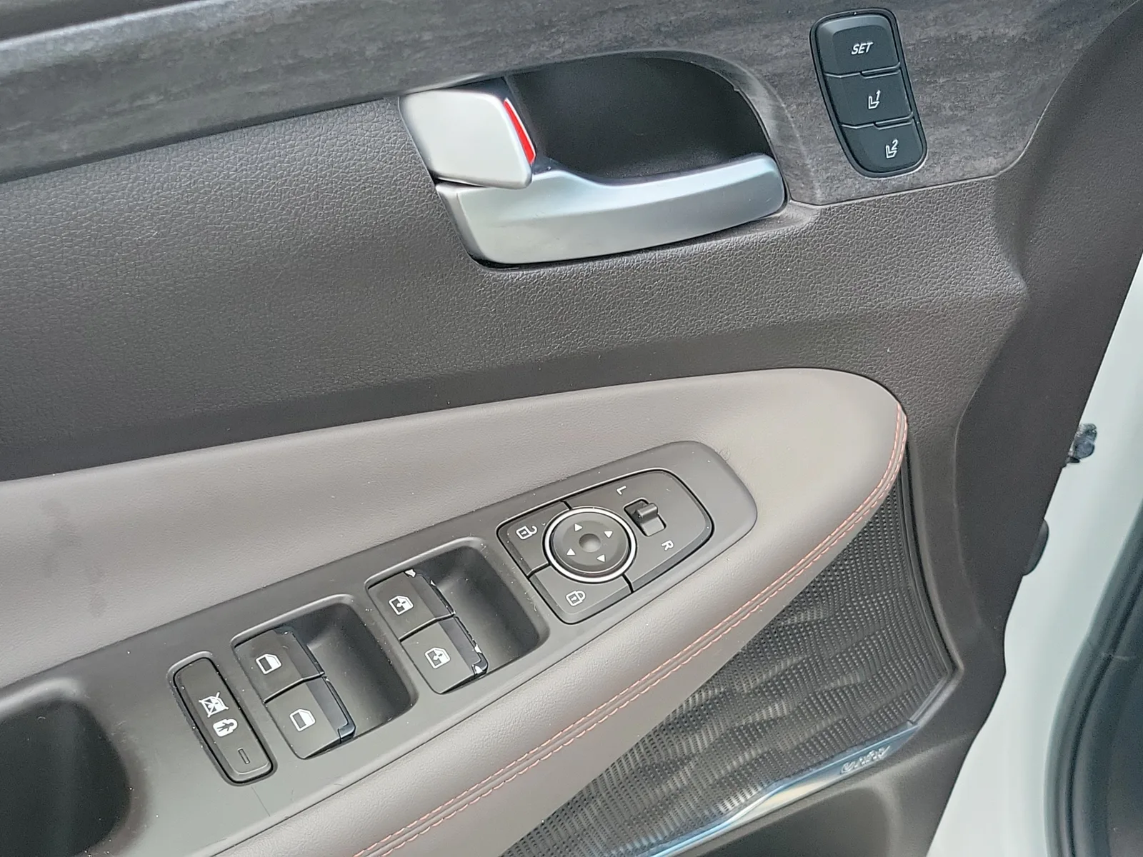 2019 Hyundai Santa Fe Ultimate photo 23