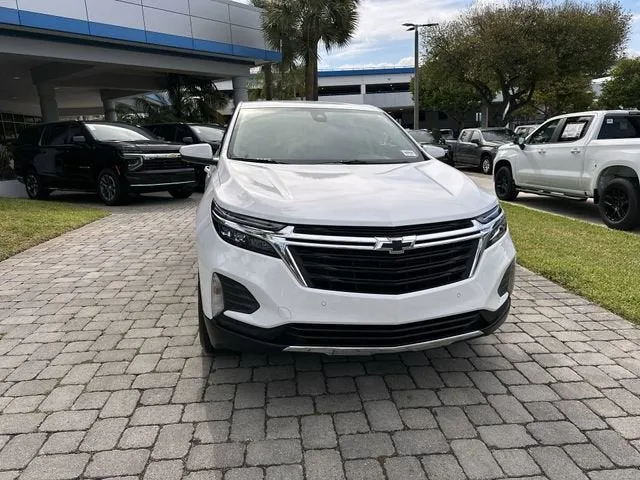 2023 Chevrolet Equinox LT photo 18