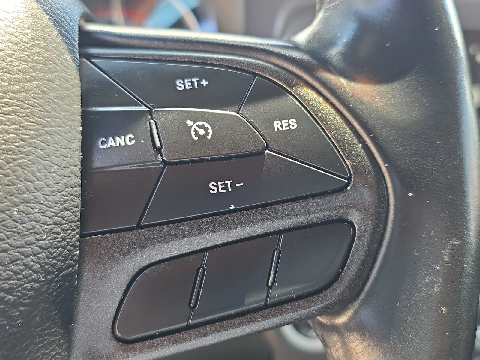 2023 Dodge Charger SXT photo 28