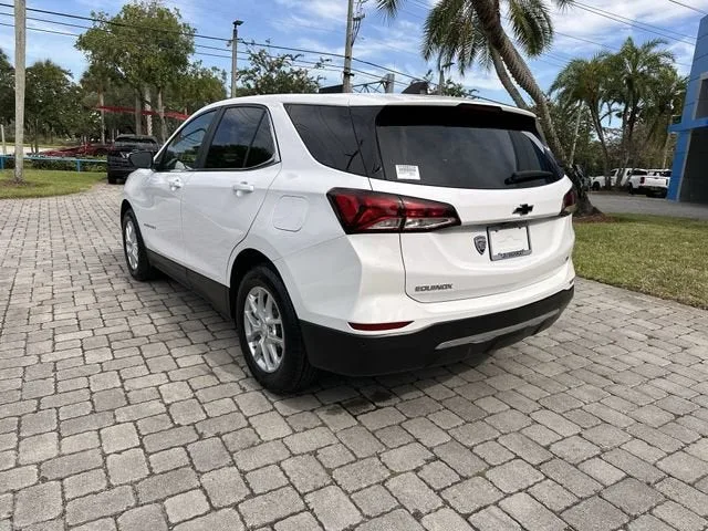 2023 Chevrolet Equinox LT photo 35