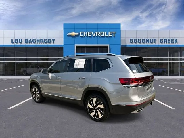 2024 Volkswagen Atlas 2.0T SEL photo 6
