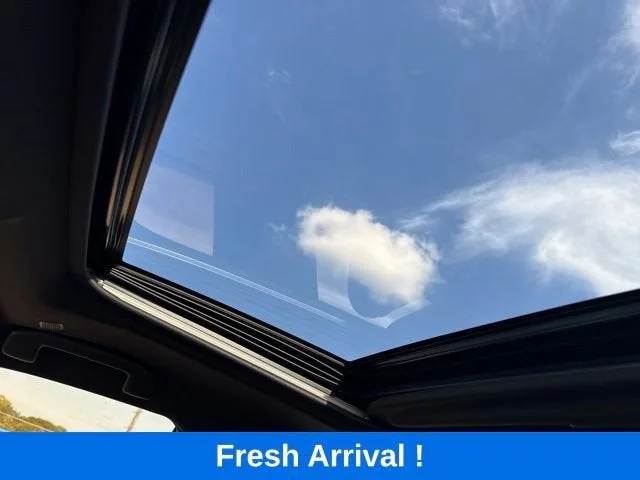 2023 Toyota RAV4 Hybrid XSE photo 11
